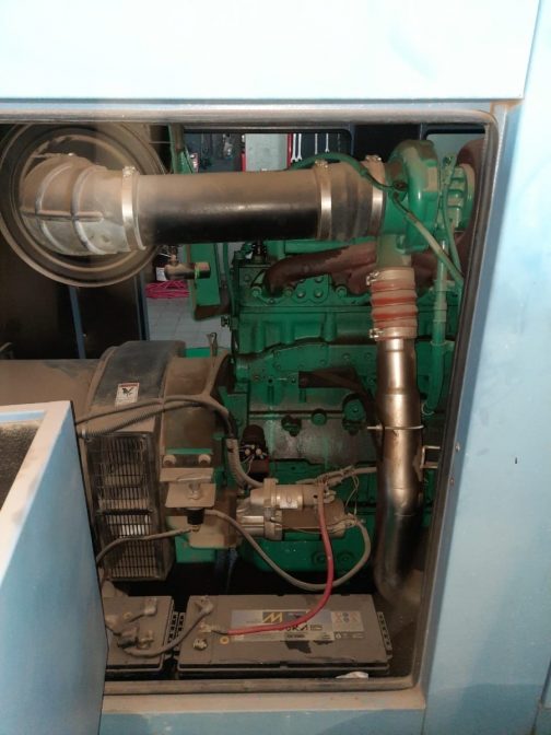Grupo Electrogeno  400kva Cabinado Cummins Nt855 - Imagen 4